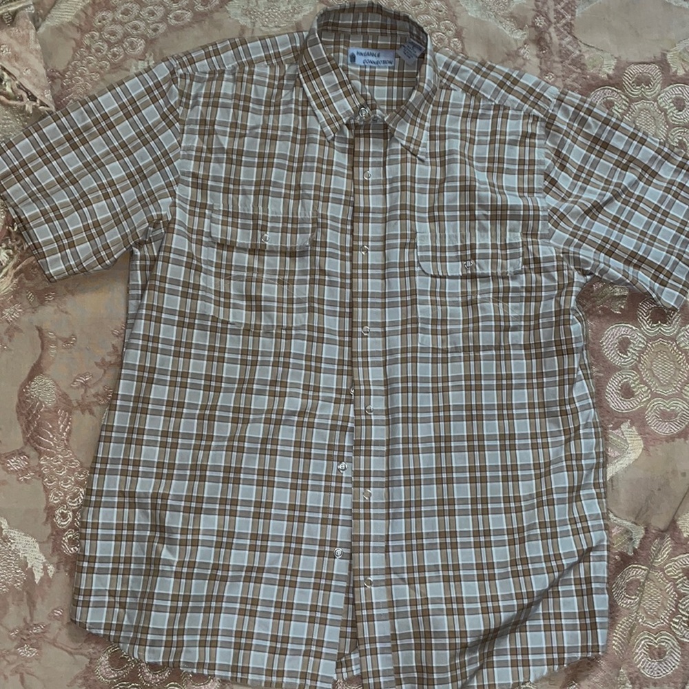 Men’s Pineapple Connection plaid short sleeve shirt with snaps. Size large